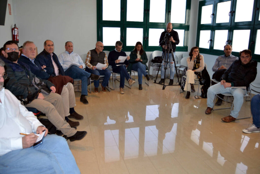 La Asamblea de la AD Campo de Calatrava aprueba por unanimidad incorporar a Caracuel, Corral y Los Pozuelos en su Asociación comarcal